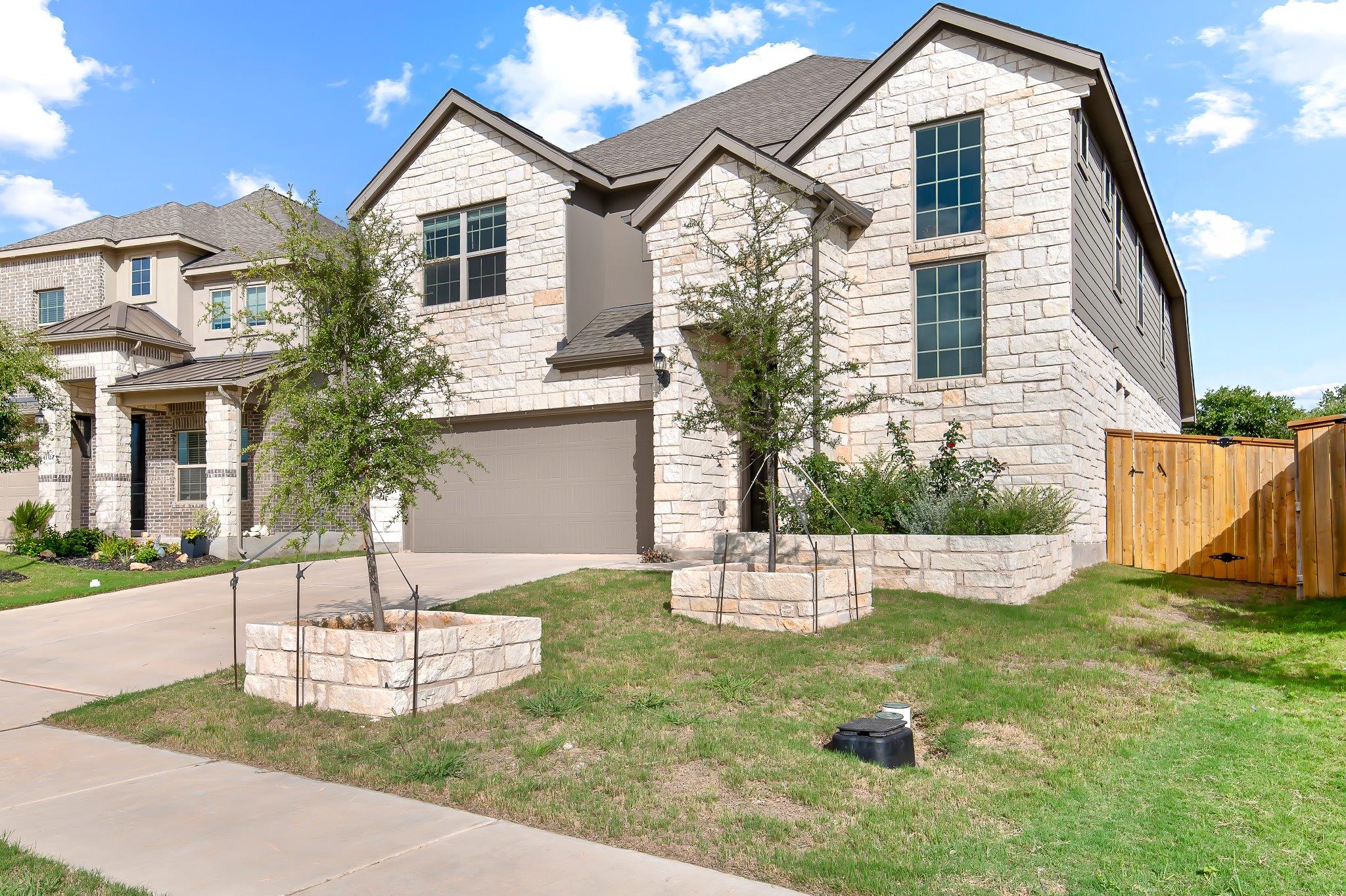 1128 Ridge Runner DR