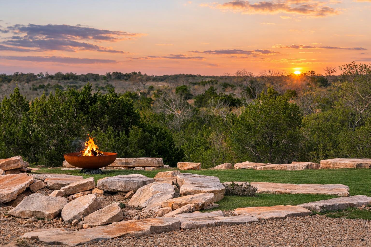 582 Delaware Creek RD