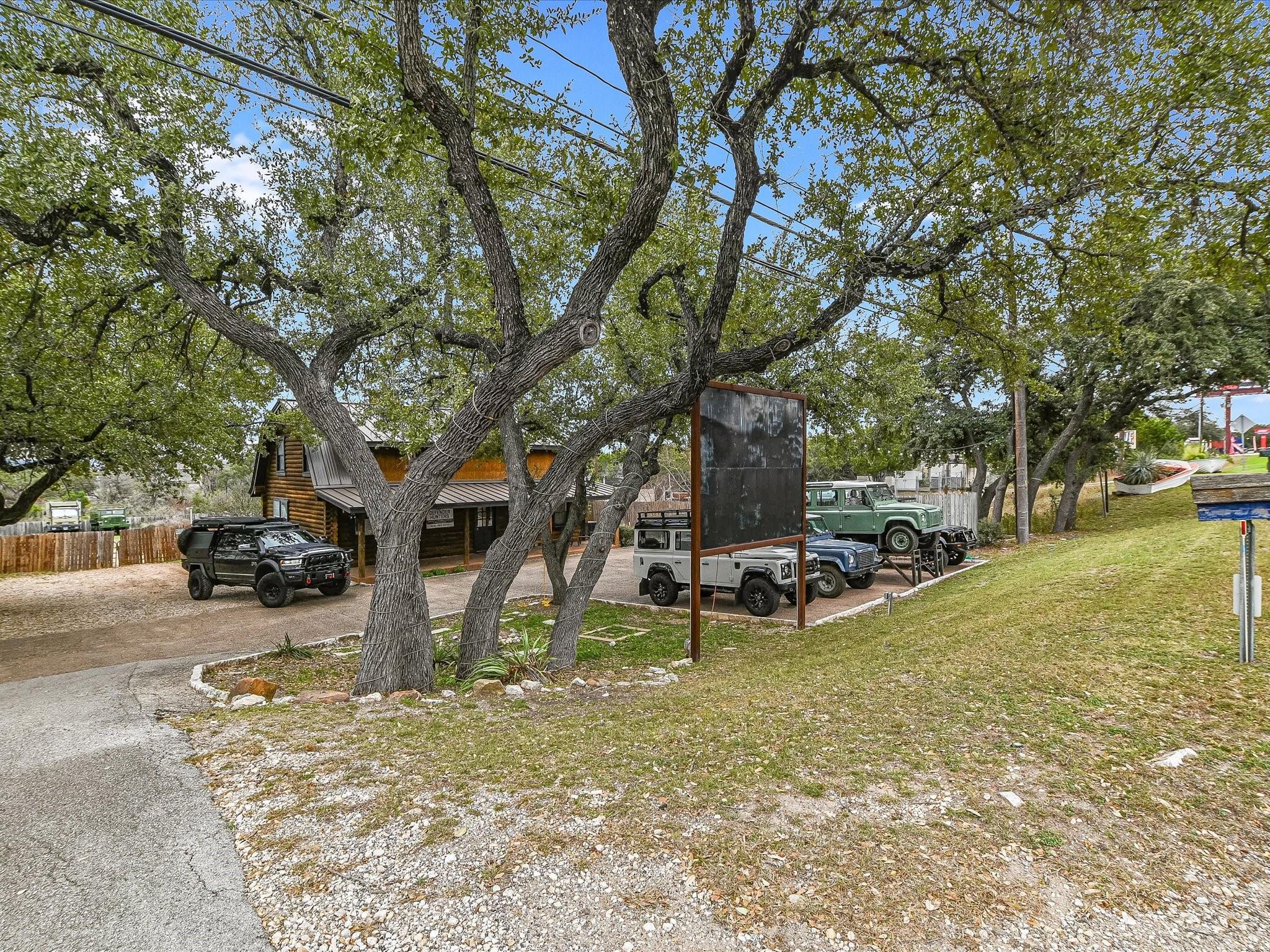 2105 N Ranch Road 620 N