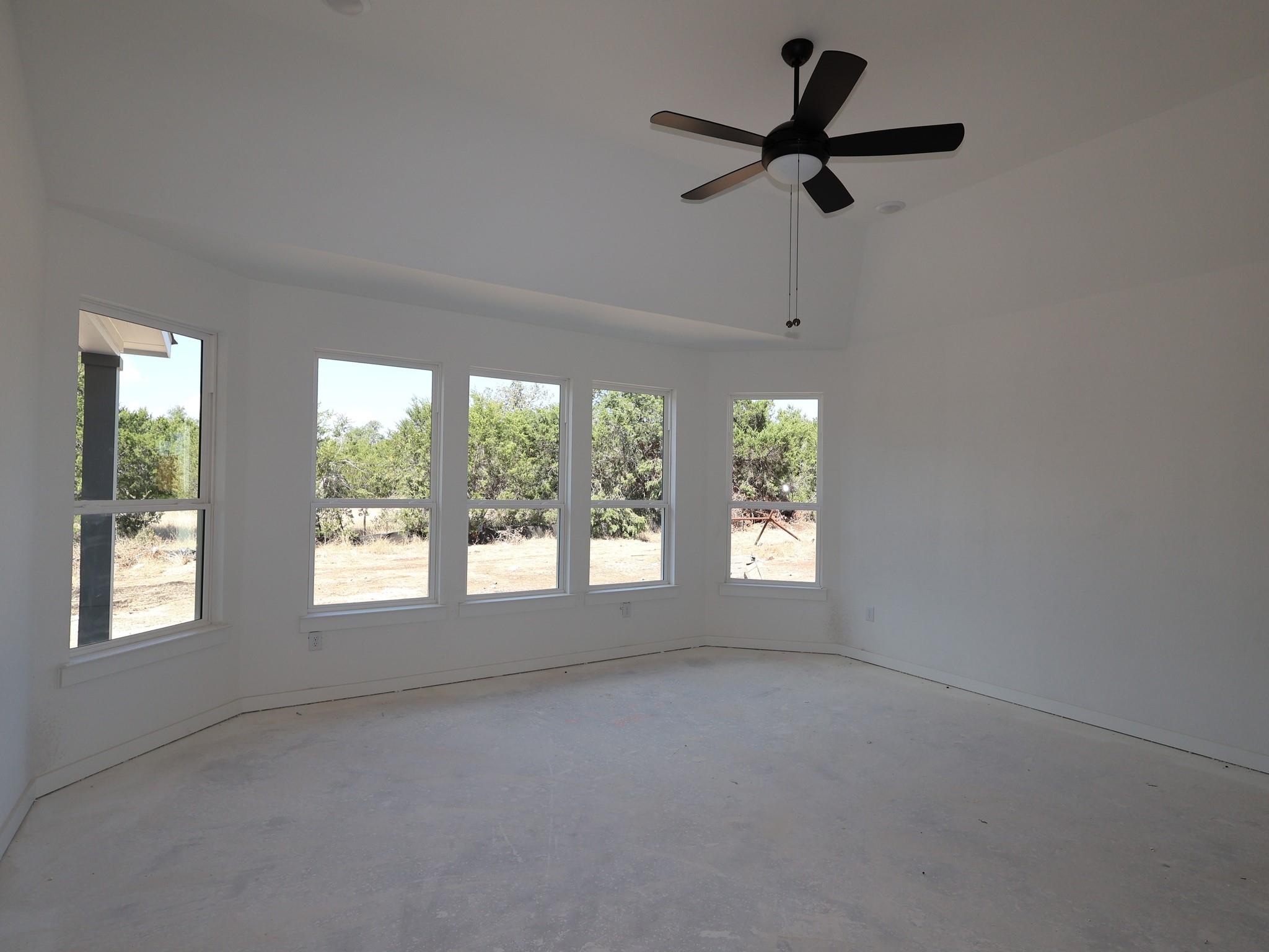 3921 Waxahachie RD