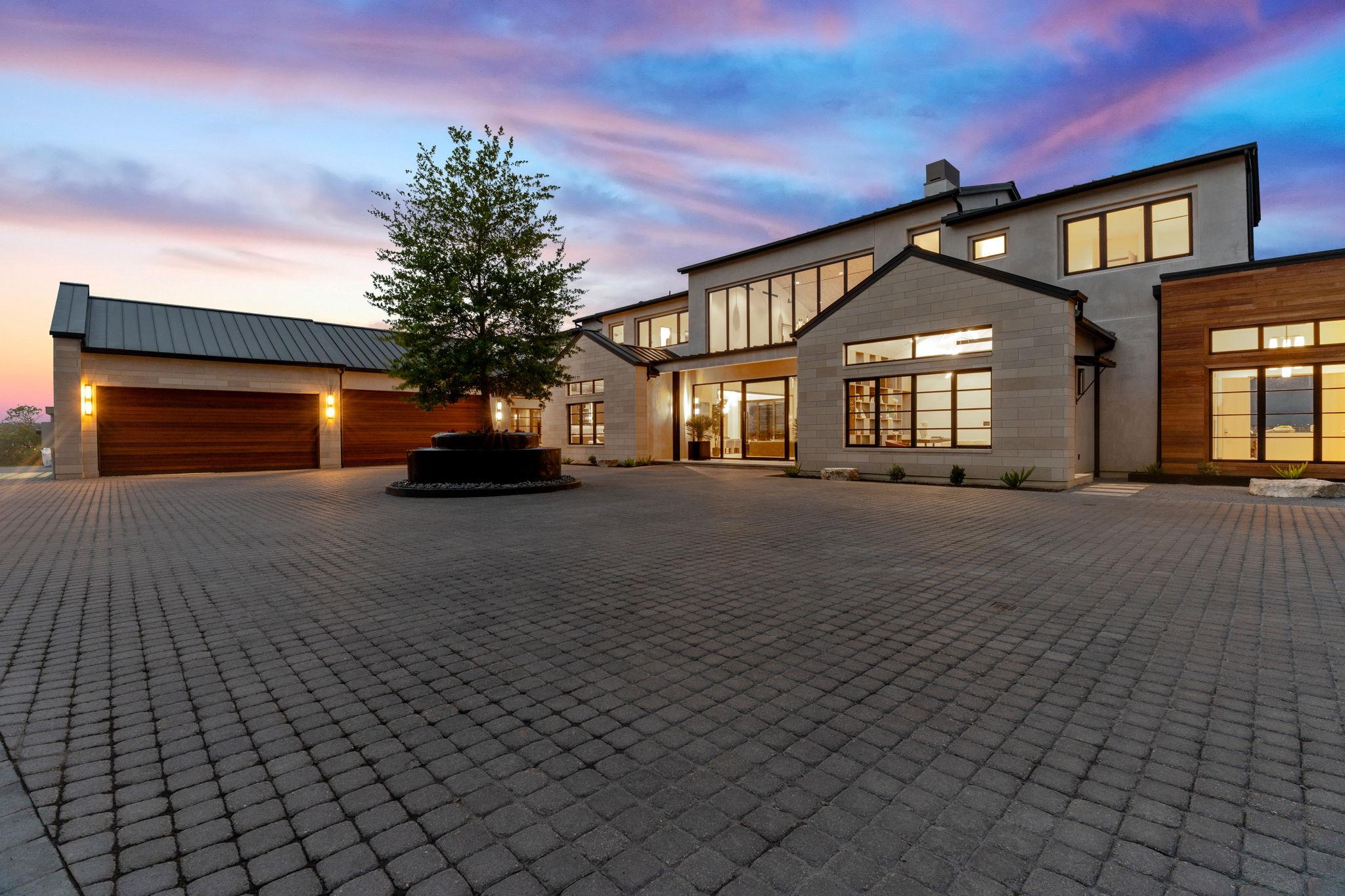 4816 Pecan Chase