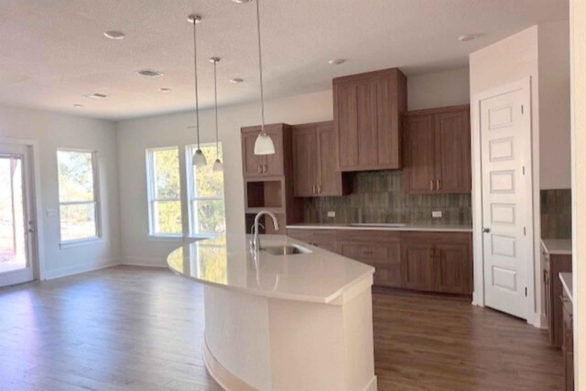 104 Beautiful Wisdom CT