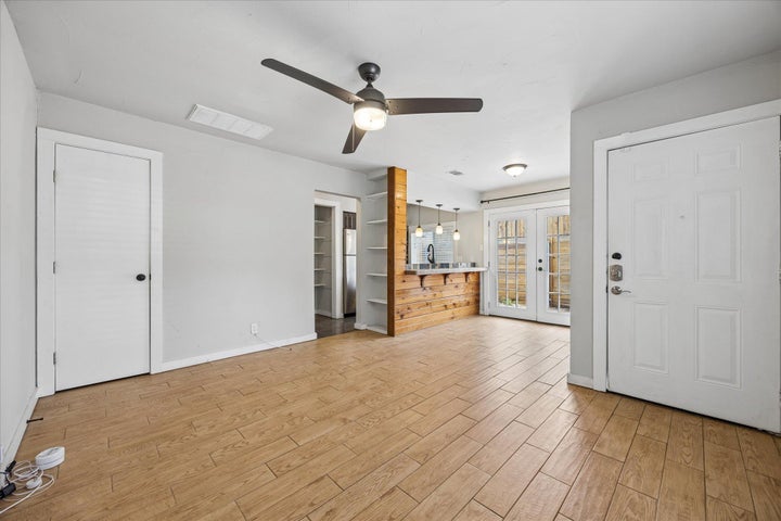Photo 1 of 16 — 2717 Parker LN B, Austin, TX 78741
