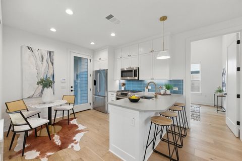 Tiny photo for 2105 SL Davis Ave. #2 St, Austin, TX 78702 (MLS # 1223091)