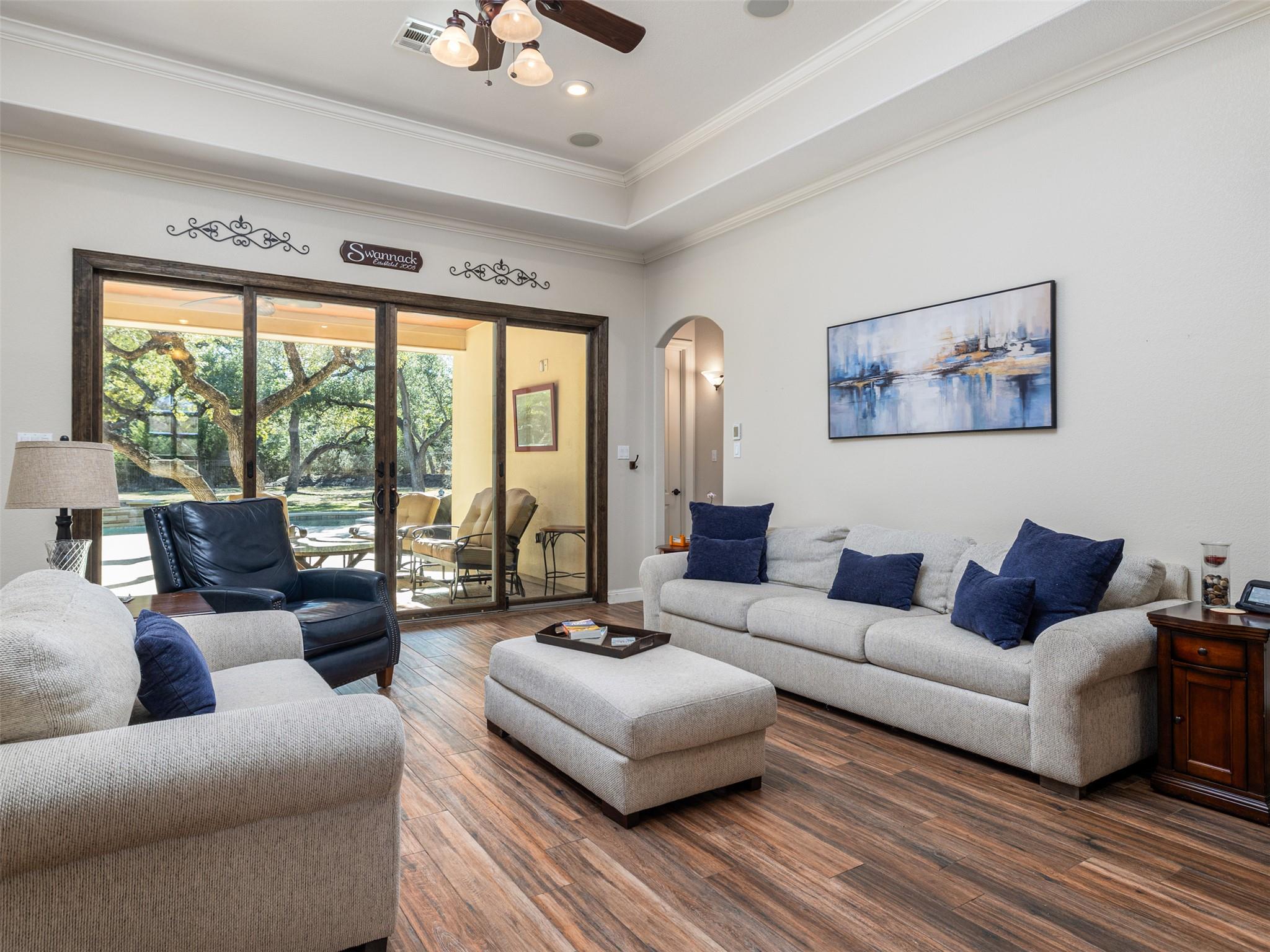 1316 Ranchers Club LN