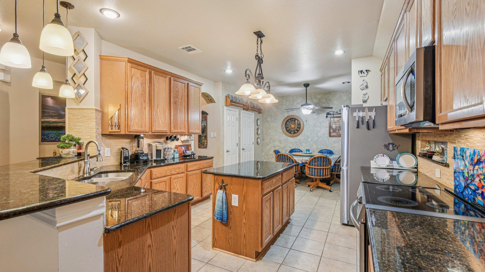 2808 Mission Tejas DR