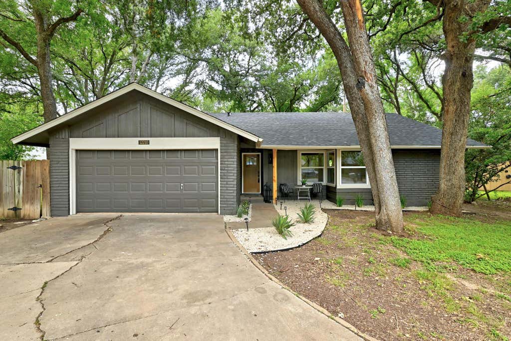 Photo of 12210 Waxwing CIR, Austin, TX 78750 (MLS # 5240677)