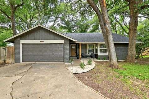Photo of 12210 Waxwing CIR, Austin, TX 78750 (MLS # 5240677)