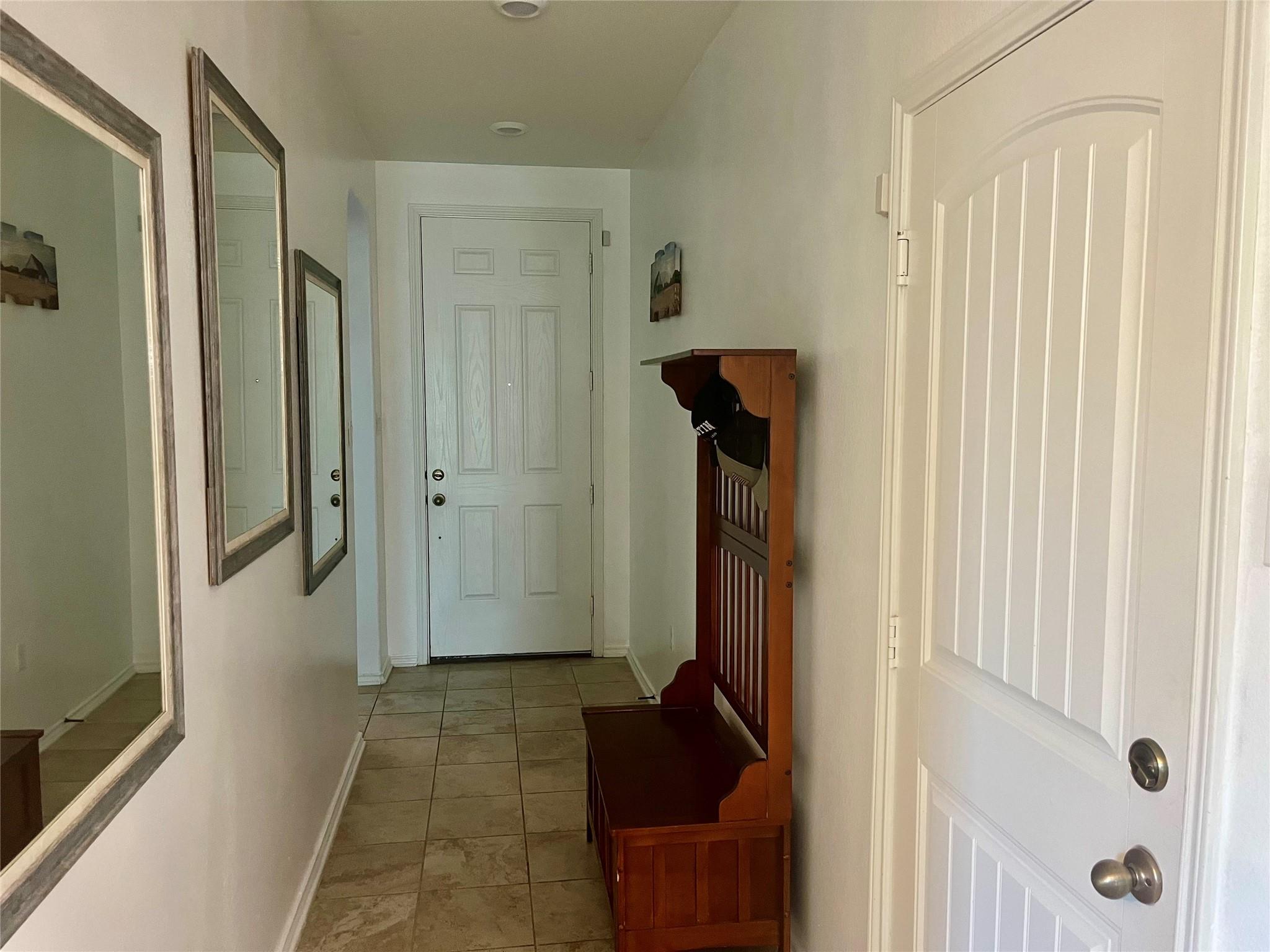 Photo 4 of 21 of 1618 Henbit LN house