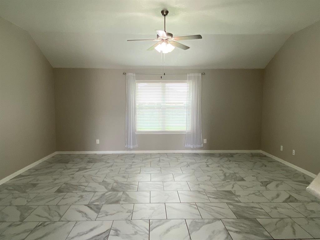 901 Kacie DR