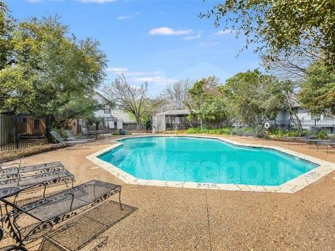Tiny photo for 1411 Gracy Farms LN #112, Austin, TX 78758 (MLS # 8445559)