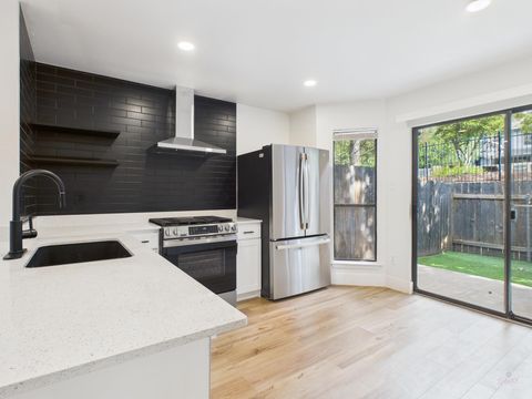 Tiny photo for 1411 Gracy Farms LN #112, Austin, TX 78758 (MLS # 8445559)