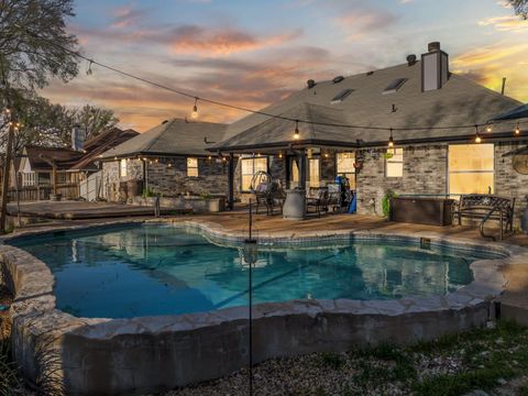 711 Mueller ST Copperas Cove TX 76522