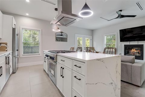 Tiny photo for 1111 W Annie ST #A, Austin, TX 78704 (MLS # 6550867)