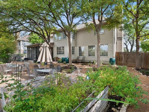 Tiny photo for 6912 Robert Dixon DR, Austin, TX 78749 (MLS # 7763711)