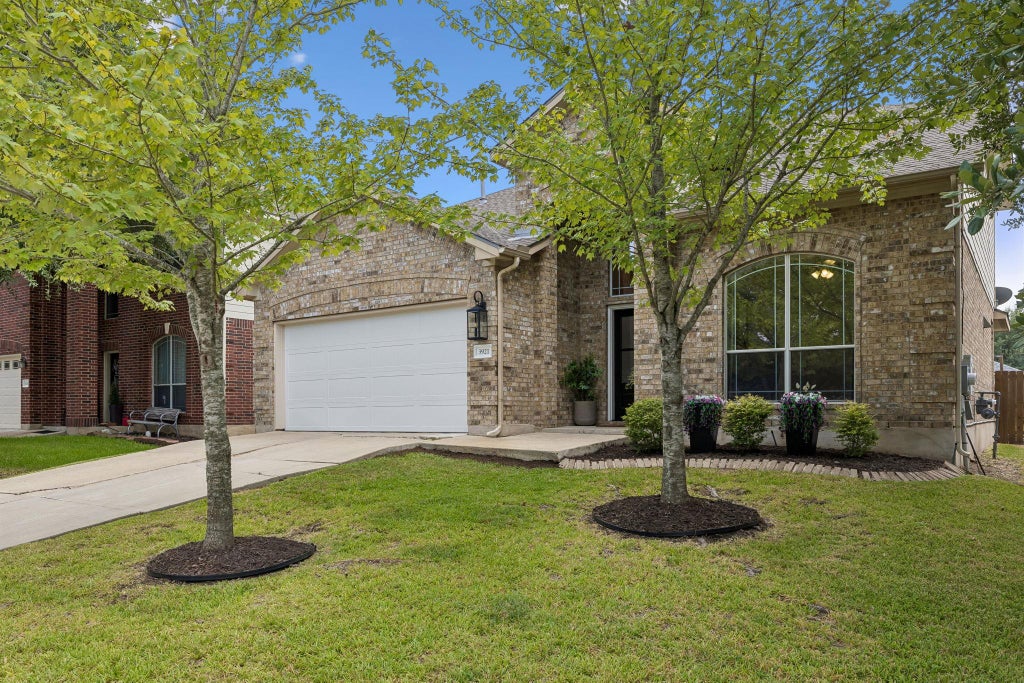 Photo of 3921 Veiled Falls DR, Pflugerville, TX 78660 (MLS # 1122611)