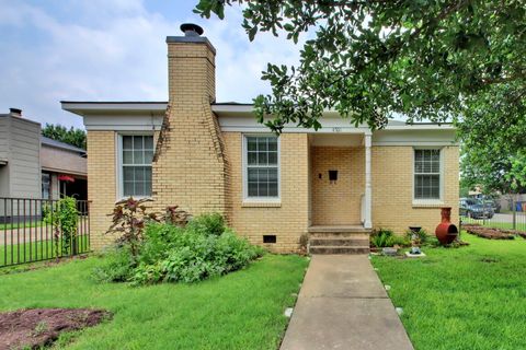 Photo of 1408 W 47th ST, Austin, TX 78756 (MLS # 9107056)