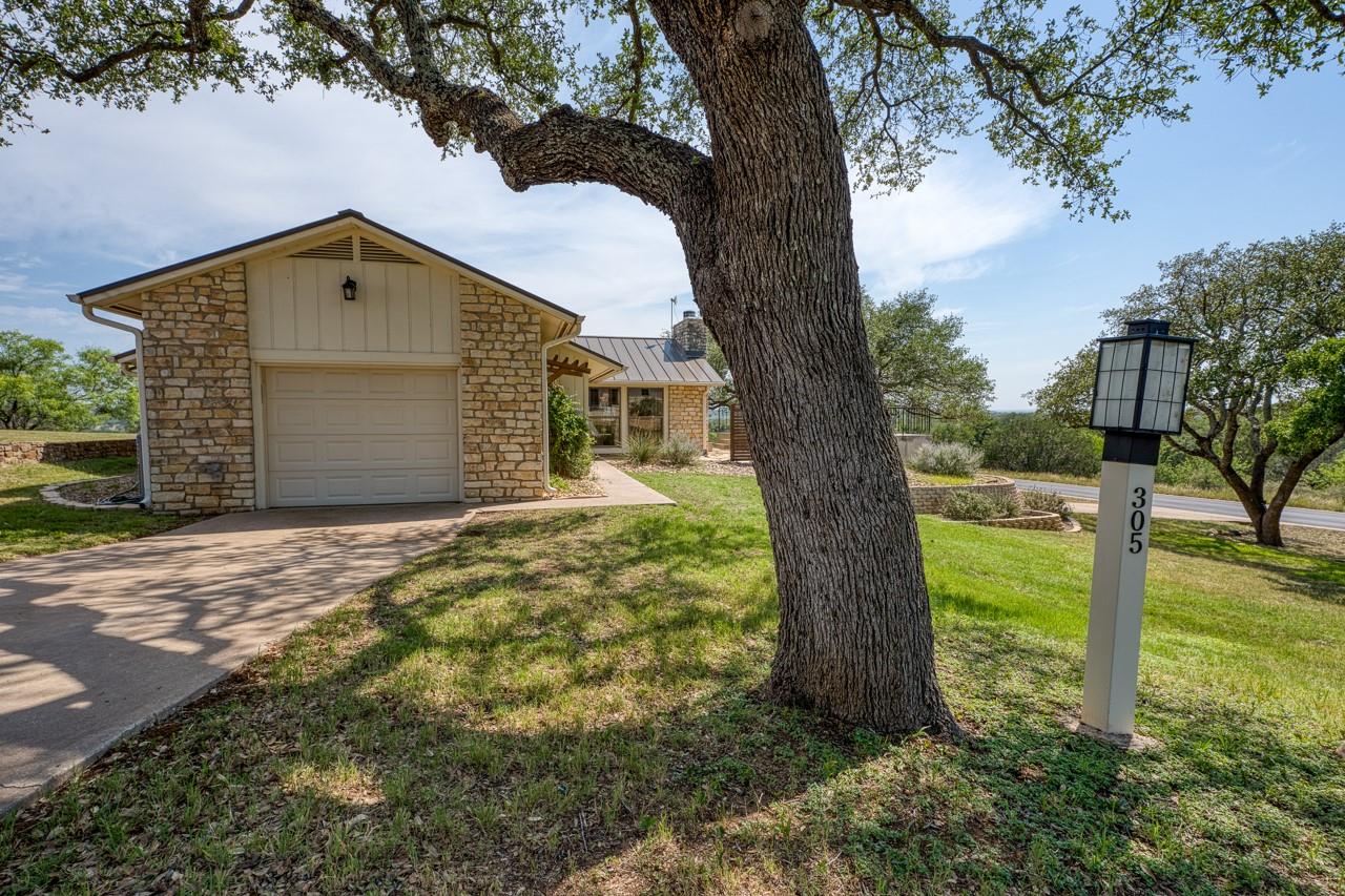 305 Onyx DR