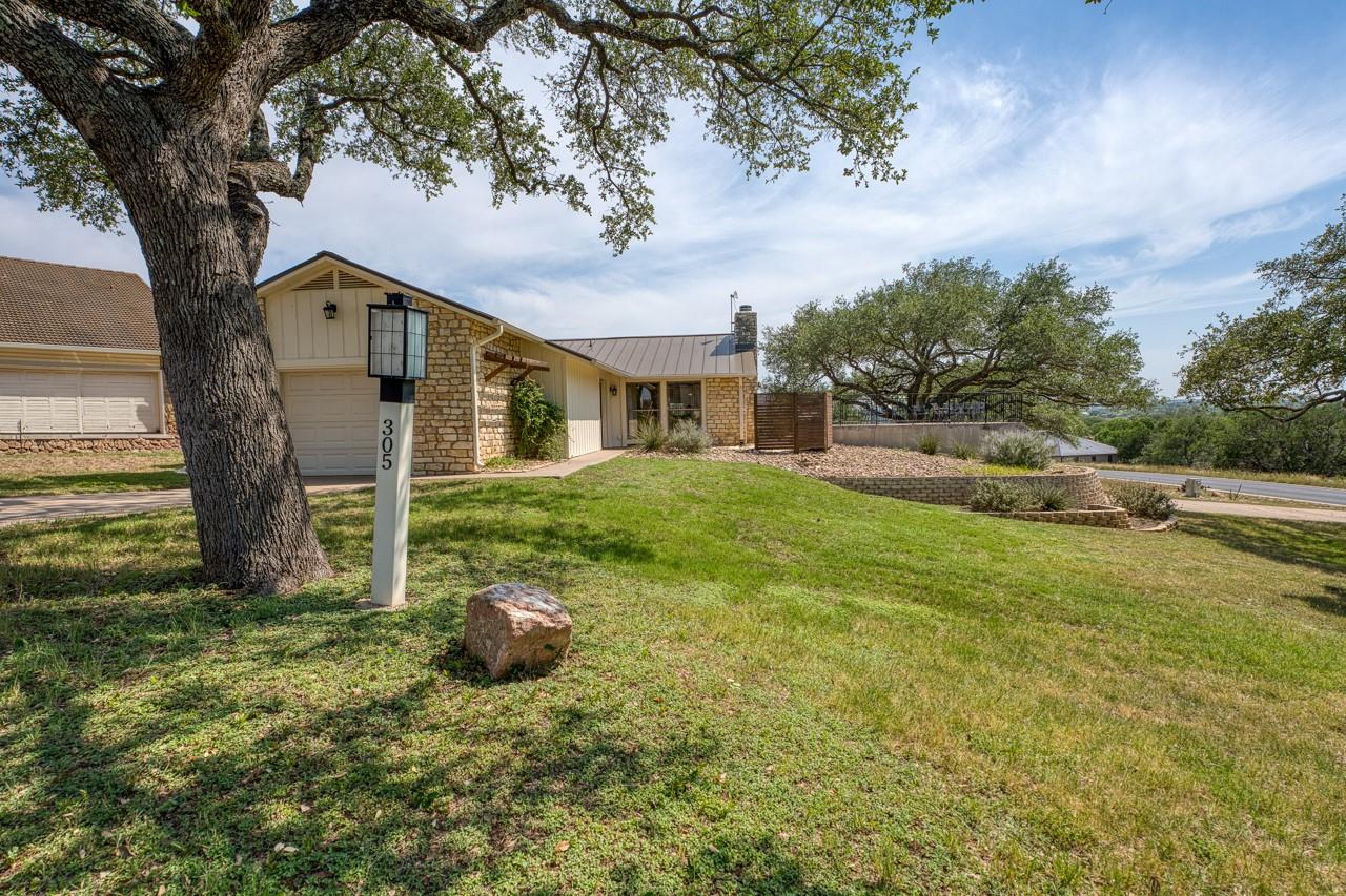 305 Onyx DR