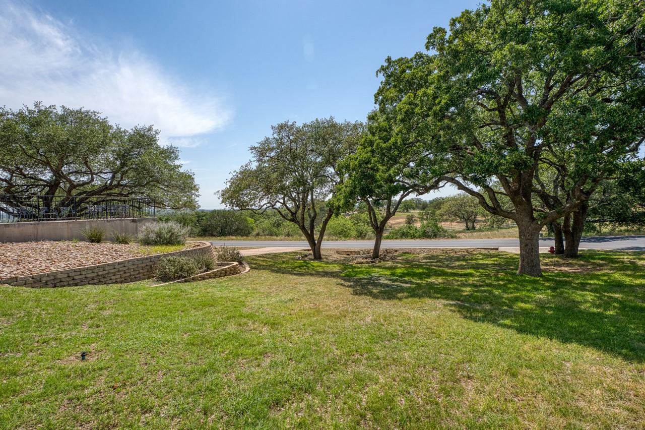 305 Onyx DR