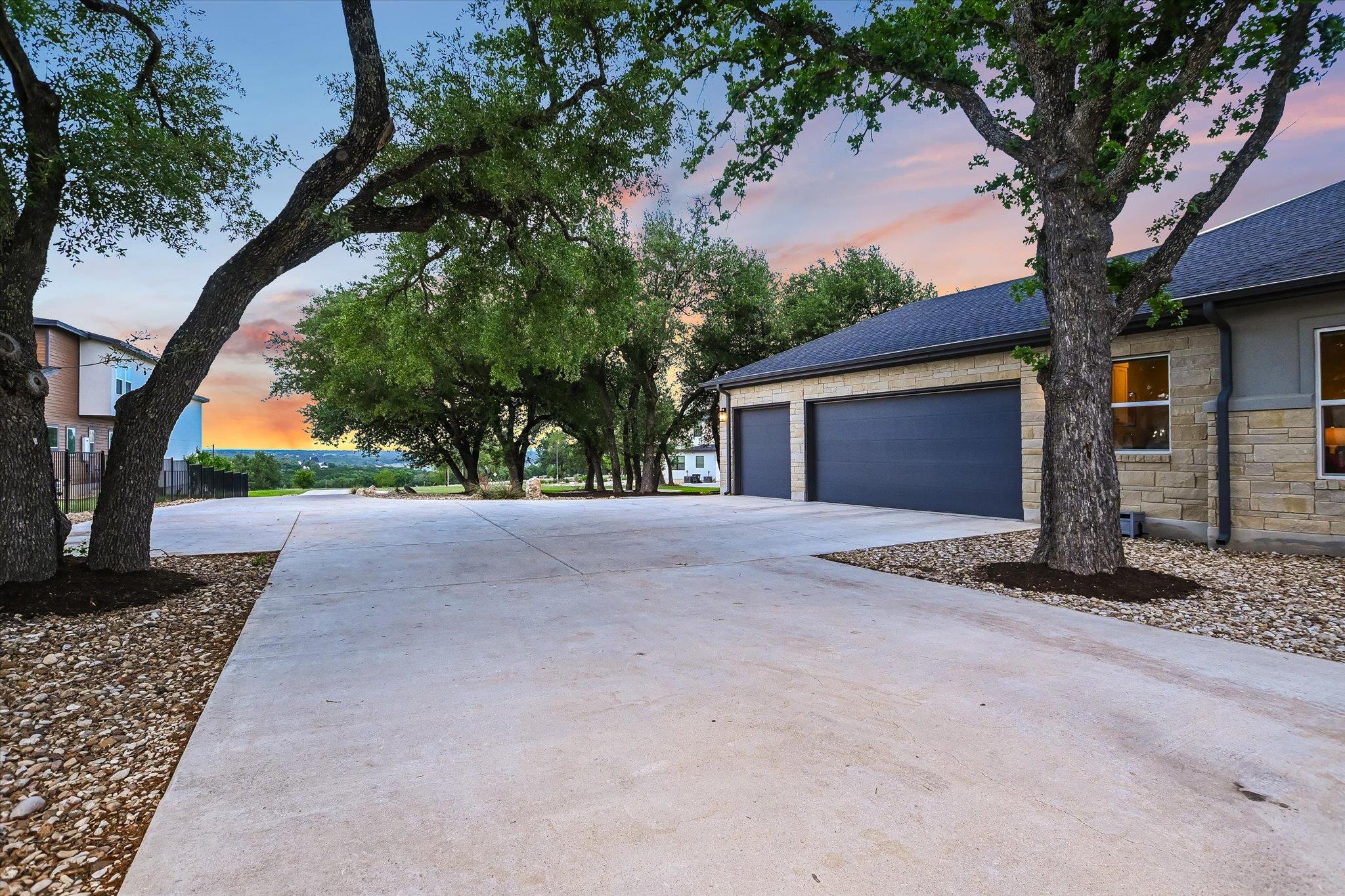 Georgetown, Texas 78628, United States, 4 Bedrooms Bedrooms, ,4 BathroomsBathrooms,Residential,Active,122330