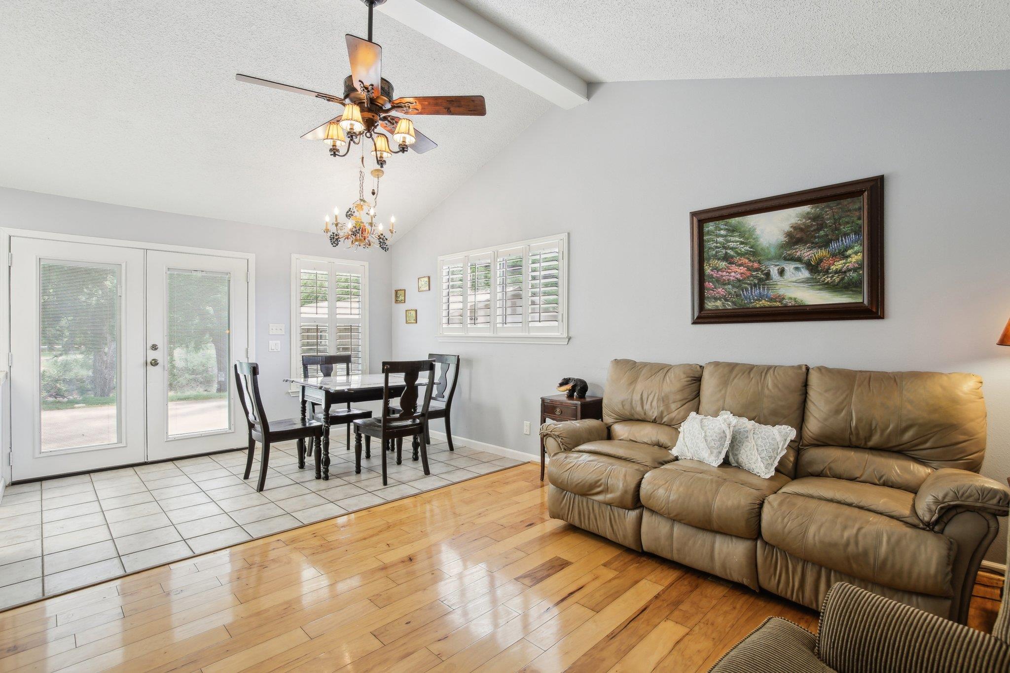 1890 Ponderosa DR