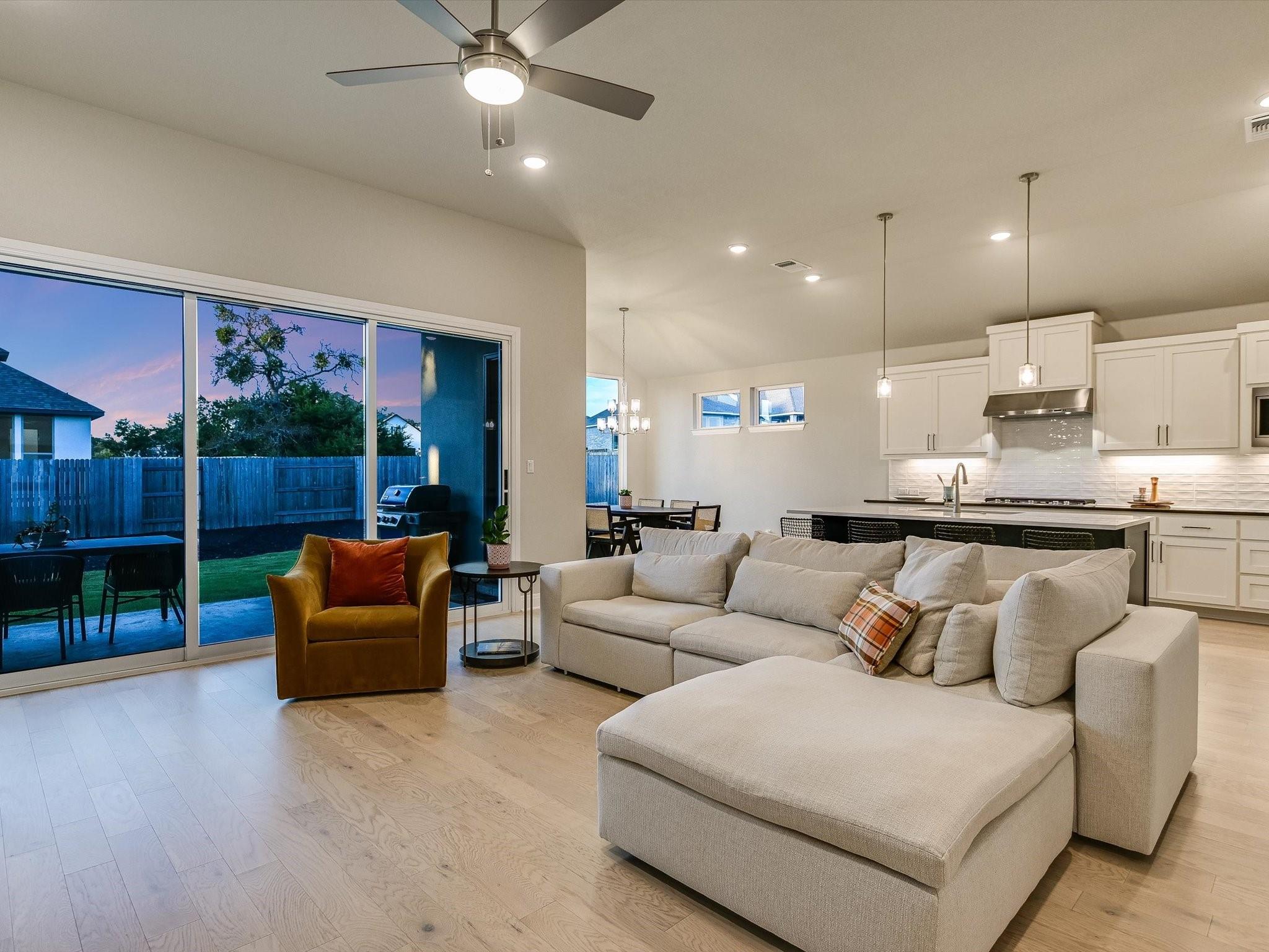 Dripping Springs, Texas 78620, United States, 4 Bedrooms Bedrooms, ,3 BathroomsBathrooms,Residential,Active,28839