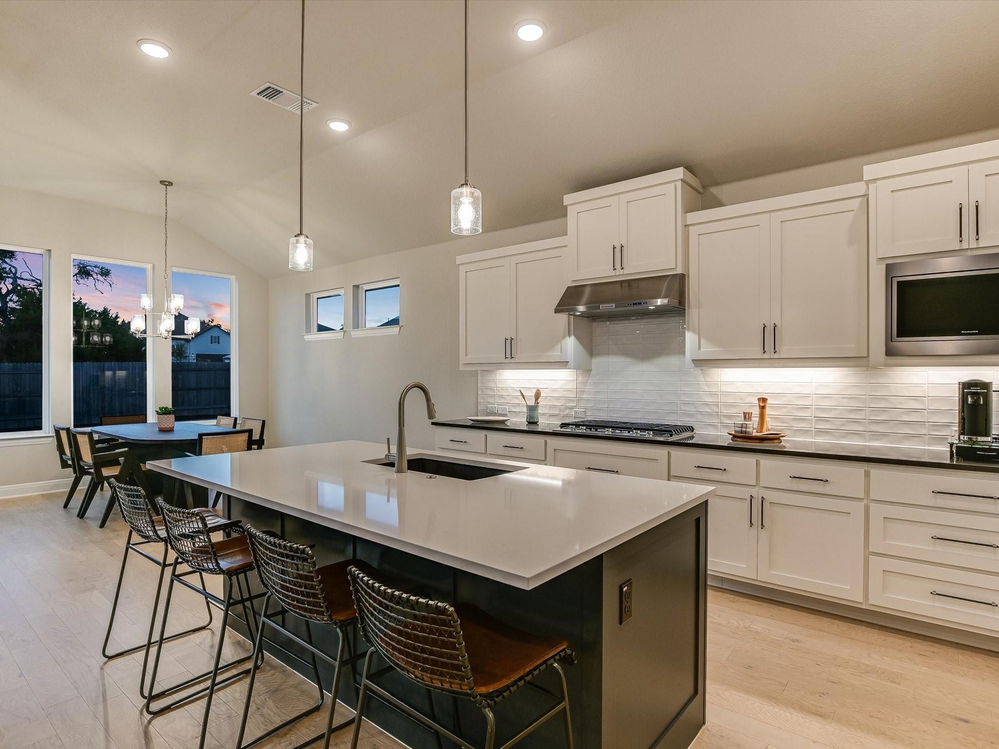 Dripping Springs, Texas 78620, United States, 4 Bedrooms Bedrooms, ,3 BathroomsBathrooms,Residential,Active,28839