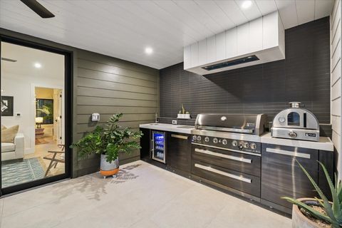 Tiny photo for 503 Terrace DR, Austin, TX 78704 (MLS # 1160406)