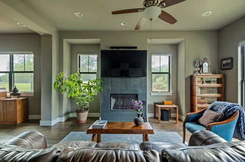 Tiny photo for 8200 Southwest PKWY #306, Austin, TX 78735 (MLS # 7026875)
