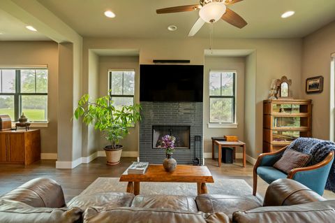 Tiny photo for 8200 Southwest PKWY #306, Austin, TX 78735 (MLS # 7026875)