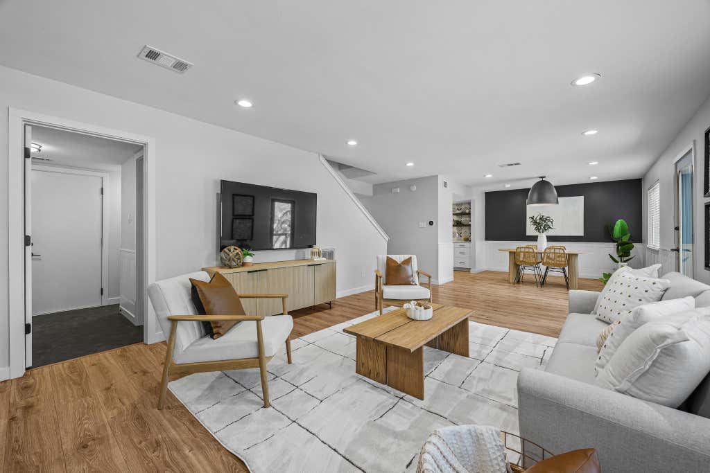 Photo of 7819 Palacios DR, Austin, TX 78749 (MLS # 2671253)