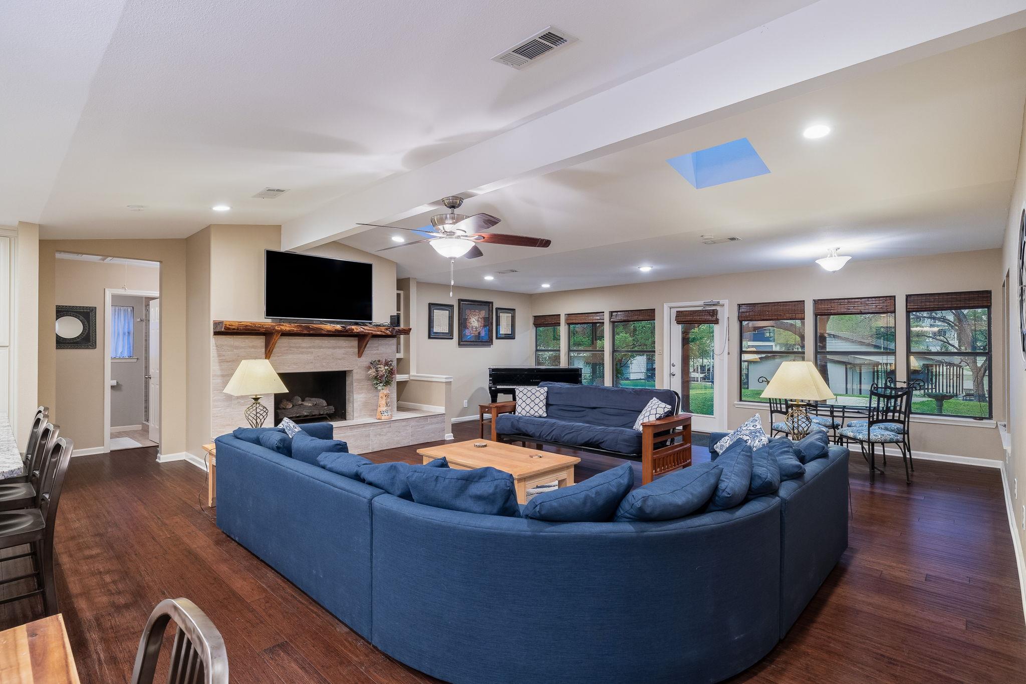 206 E Pheasant RD