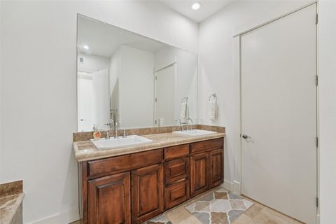 Tiny photo for 1101 Ivean Pearson RD #E203, Lago Vista, TX 78645 (MLS # 1592841)