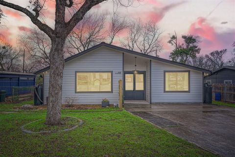 205 Rowland DR Austin TX 78745