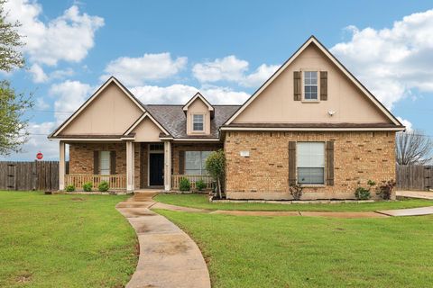 101 Blanco DR Hutto TX 78634