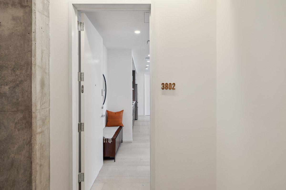 301 West Ave 3802