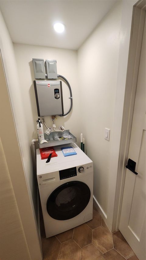 Tiny photo for 1134 Lott Ave, Austin, TX 78721 (MLS # 2611897)