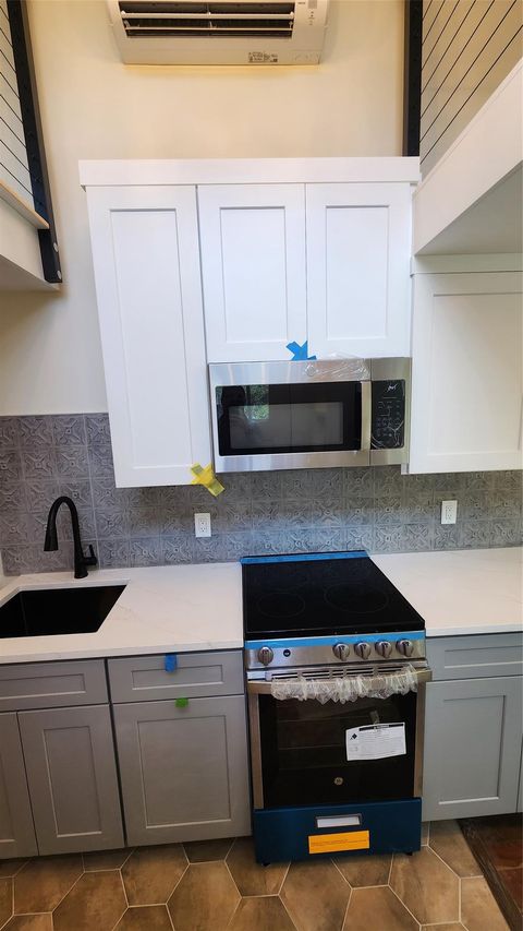Tiny photo for 1134 Lott Ave, Austin, TX 78721 (MLS # 2611897)