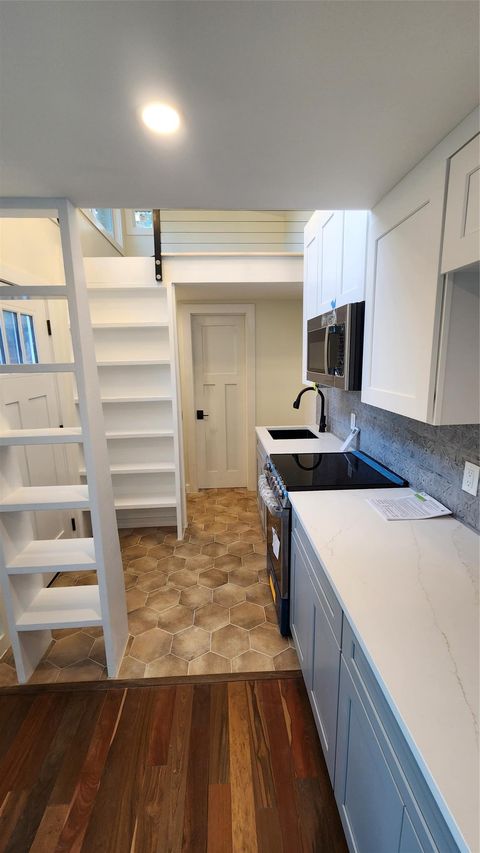 Tiny photo for 1134 Lott Ave, Austin, TX 78721 (MLS # 2611897)