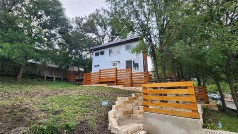 1134 Lott Ave Austin TX 78721