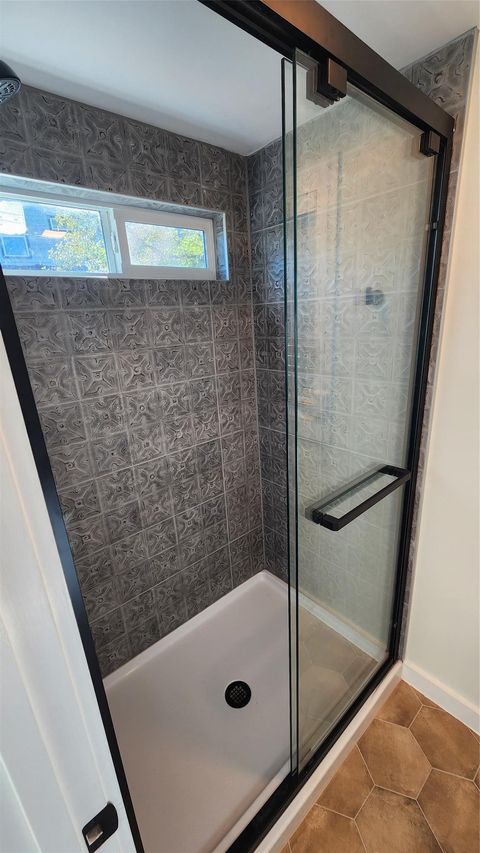 Tiny photo for 1134 Lott Ave, Austin, TX 78721 (MLS # 2611897)