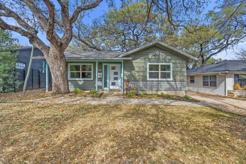 Photo of 1112 Mission RDG, Austin, TX 78704 (MLS # 4669301)