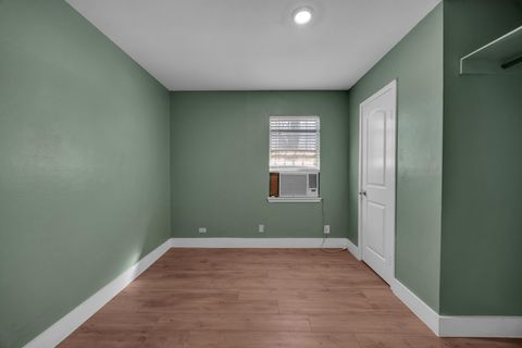 Tiny photo for 1144 Northwestern Ave, Austin, TX 78702 (MLS # 3903064)