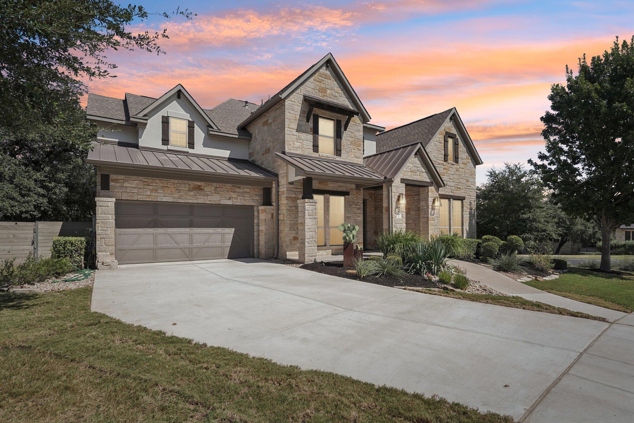 100 Barefoot Park LN