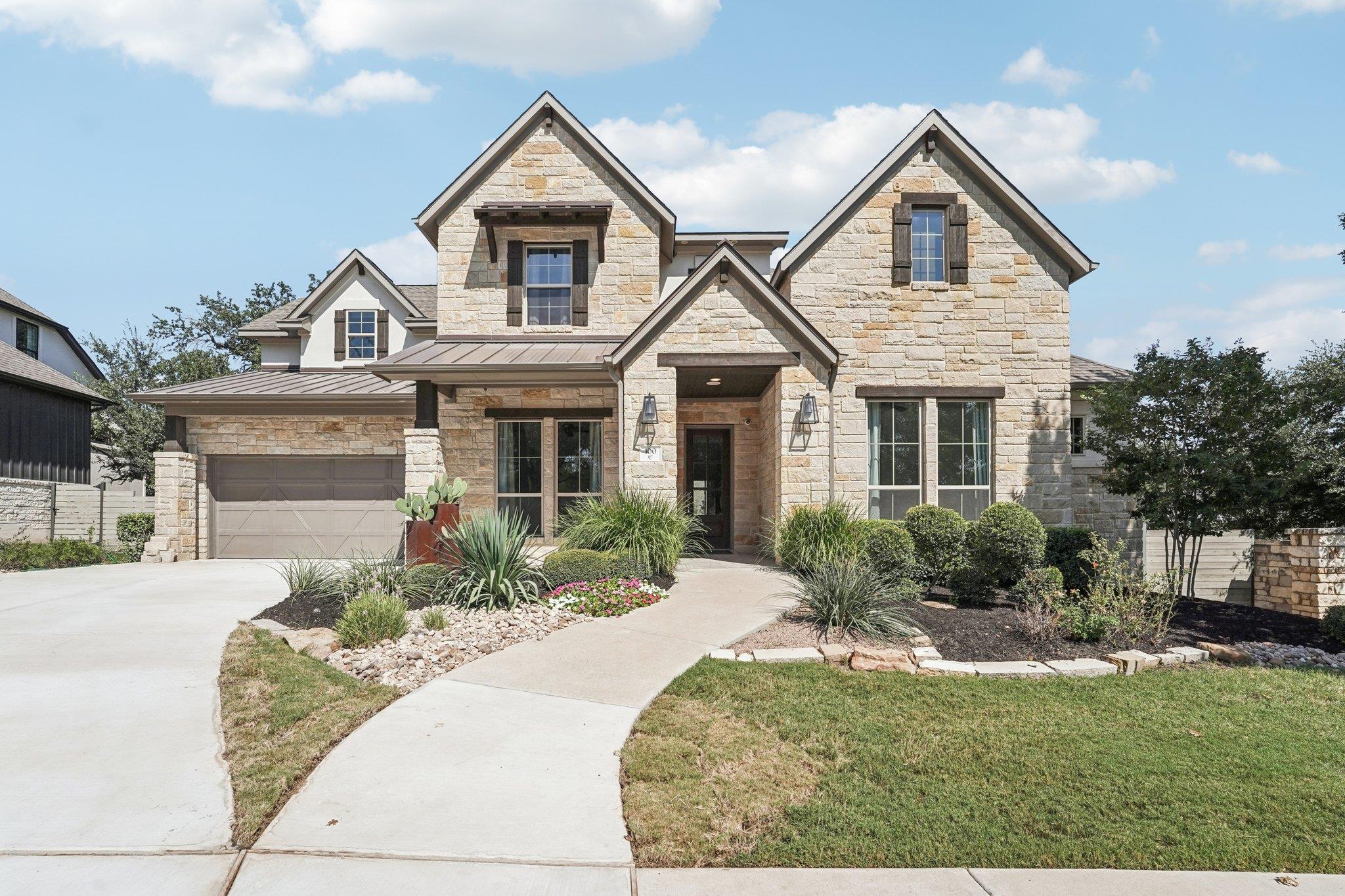 100 Barefoot Park LN