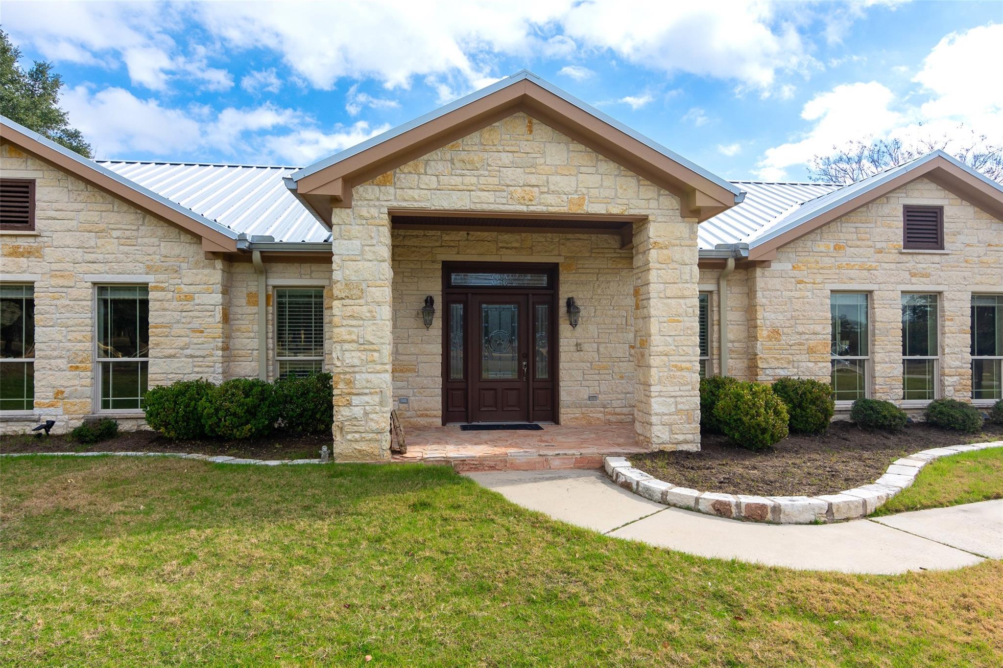 1367 Indian Pass
