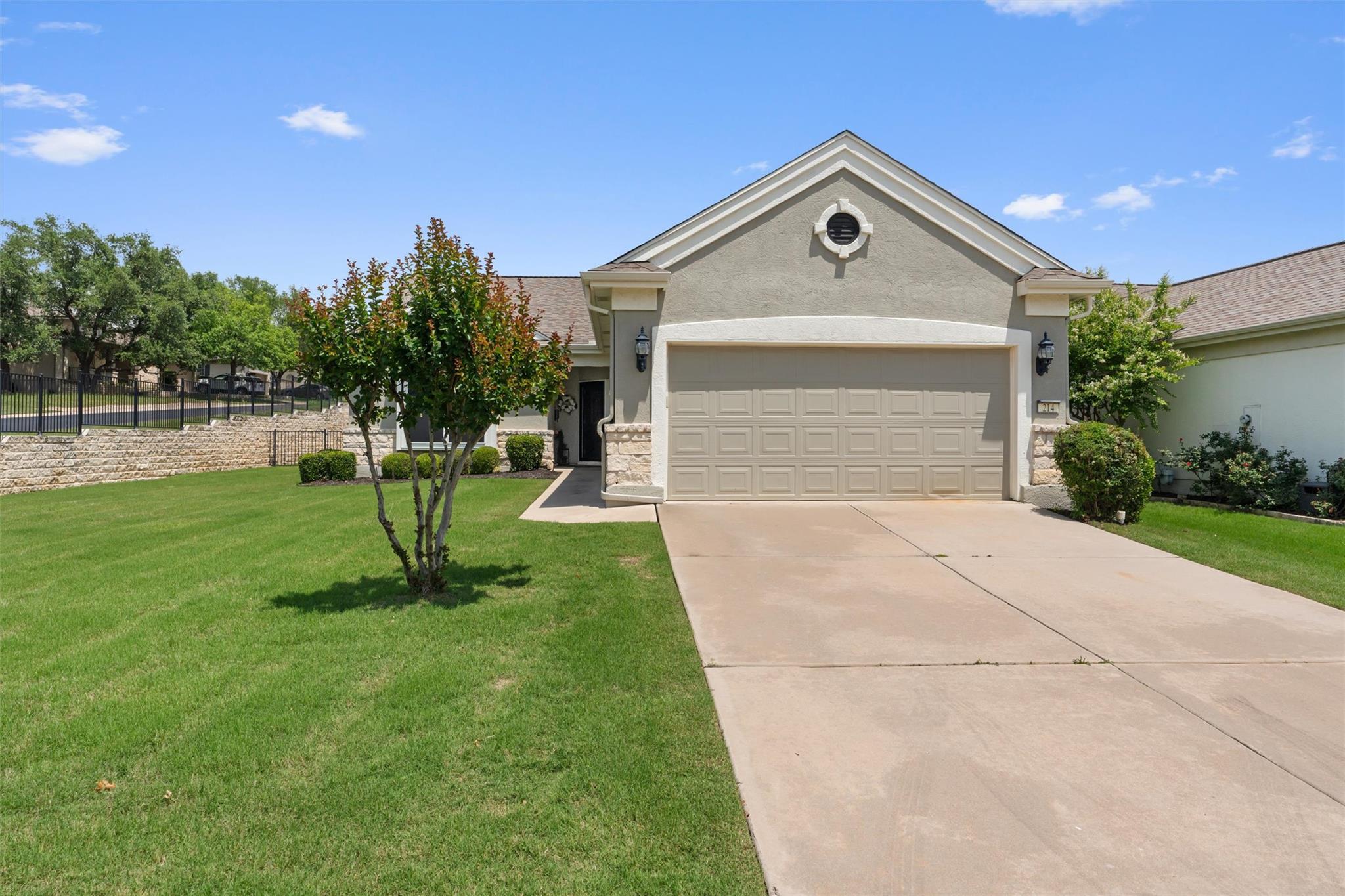 214 Fieldstone DR