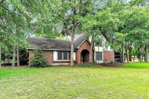 609 Deerfoot DR Round Rock TX 78664