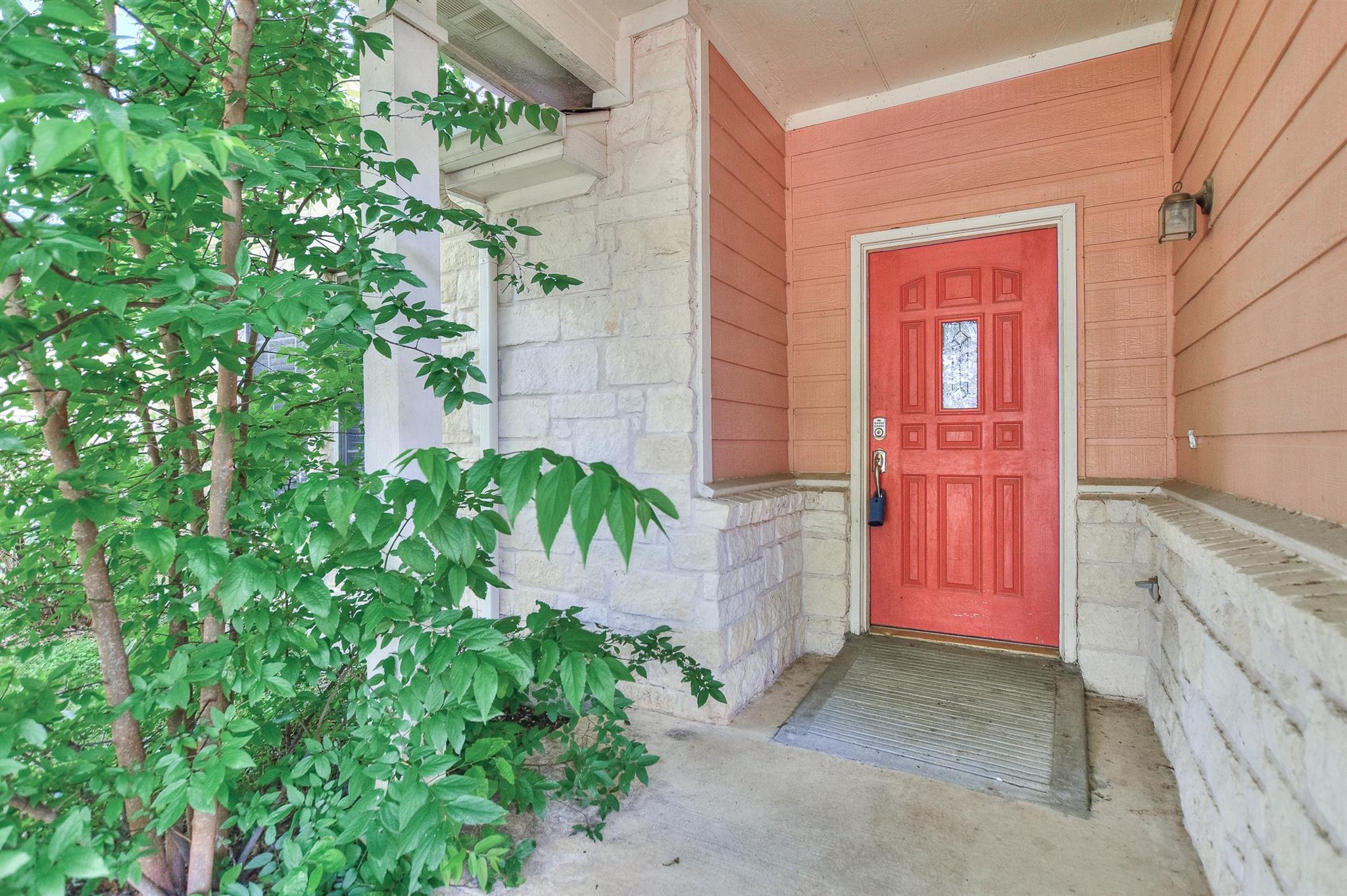 1509 Cora Marie DR